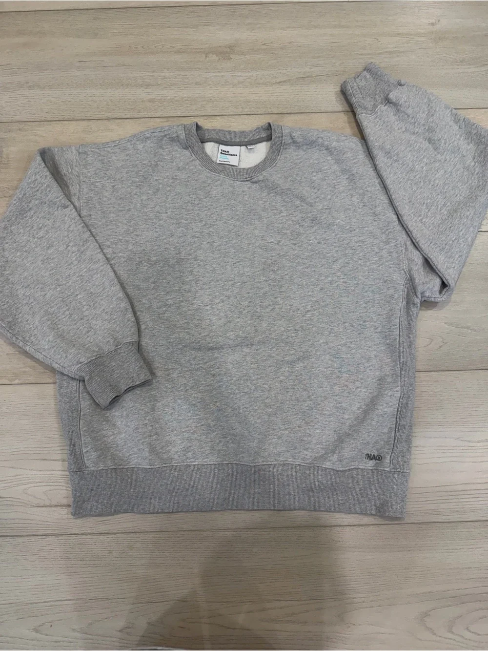 Aritzia TNA Cozy Fleece Boyfriend Crewneck Sweatshirt Heather Grey Size Medium
